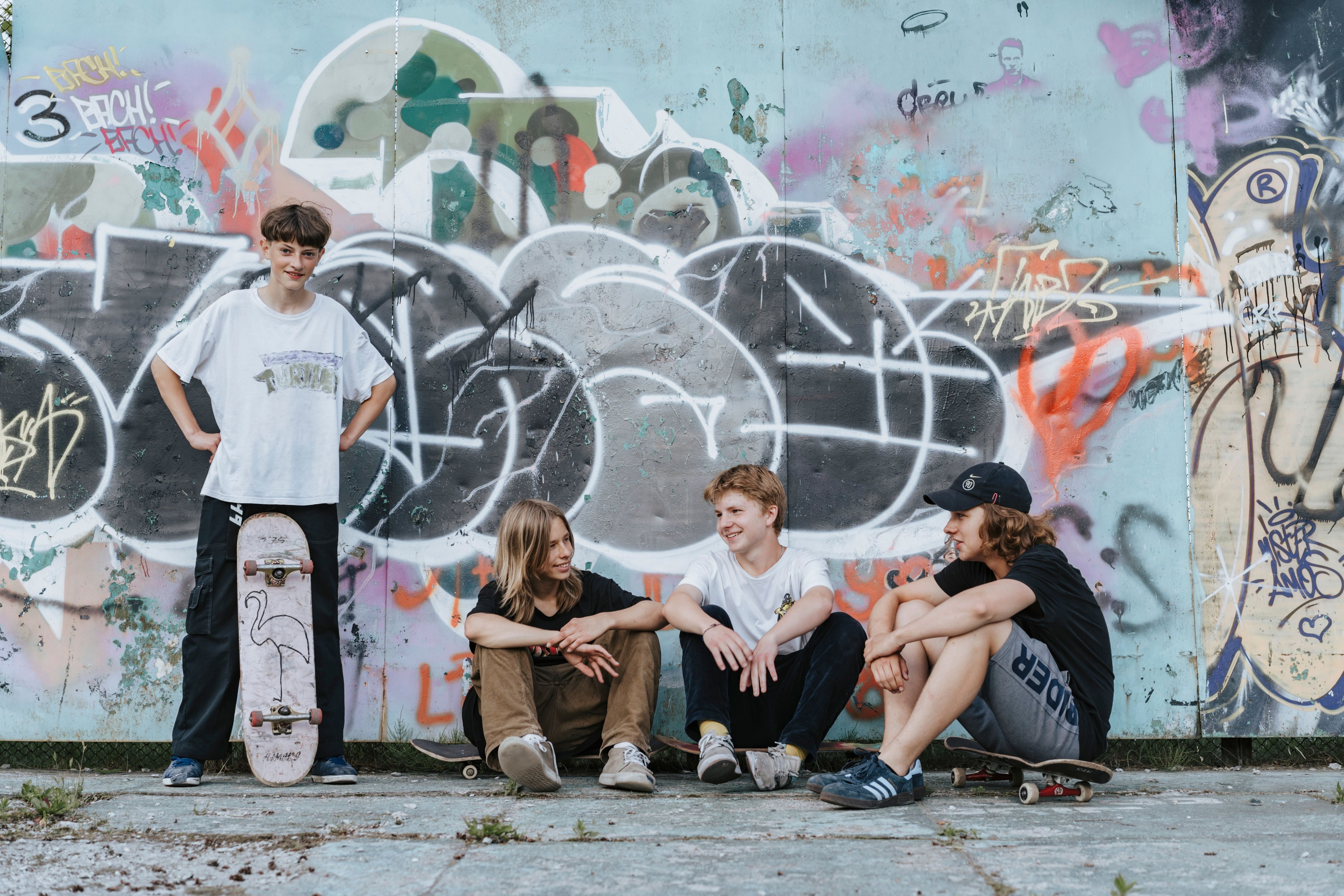 SKATEBOARD PARTS & ACCESSORIES
