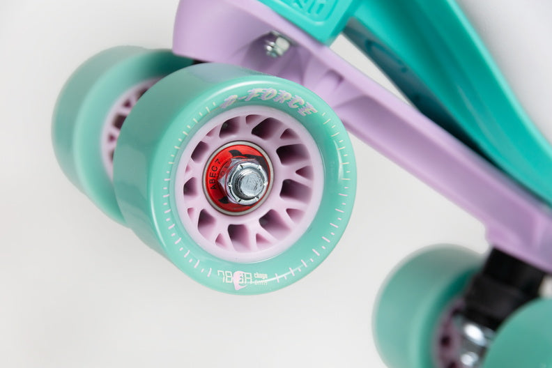Chaya Melrose White/teal Roller Skates