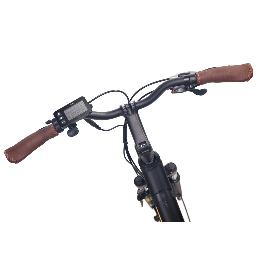 NCM T3S Step-Thru Trekking E-Bike, 250W-500W, Hydraulic Brake | 26"