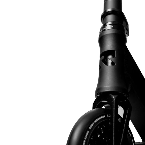 Root Industries TYPE R GT Scooter |Black