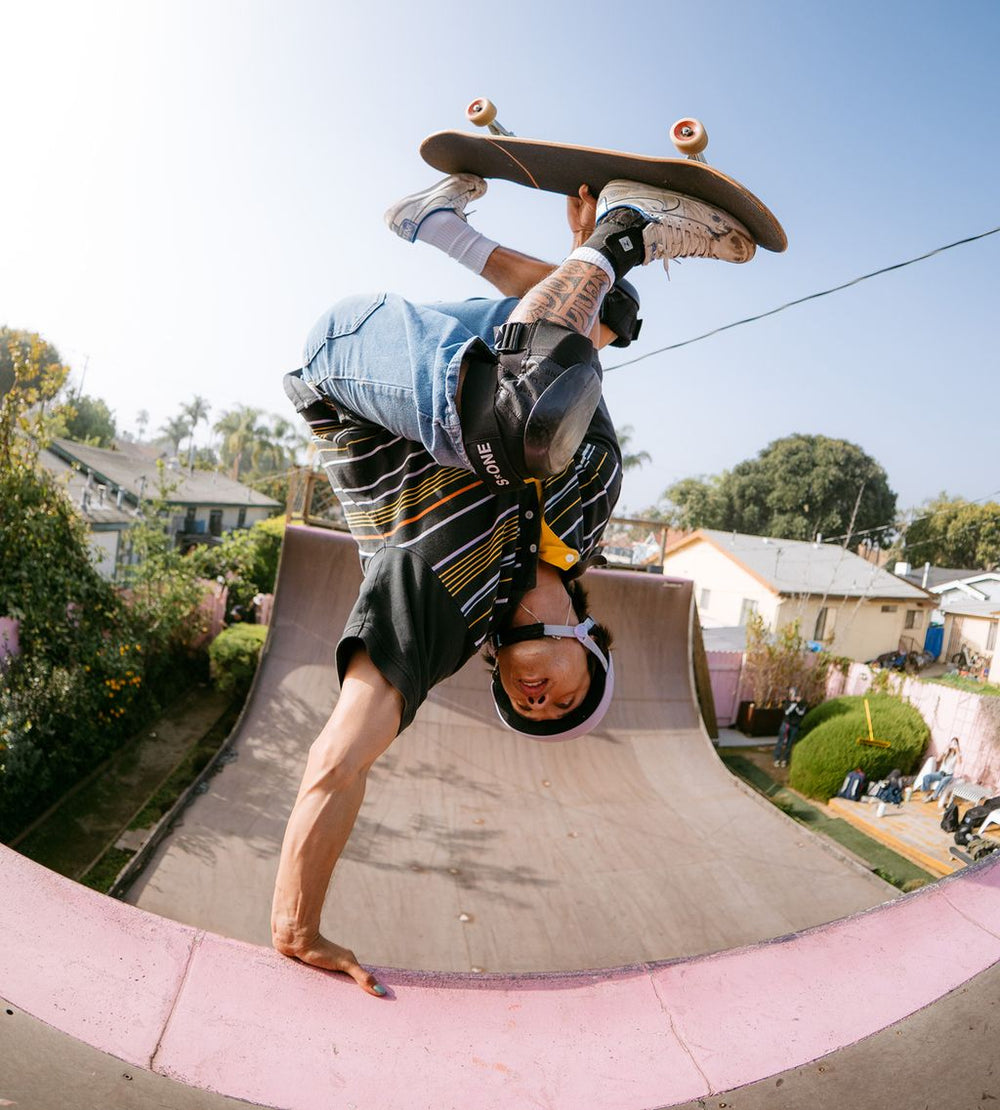urban skating helmet with adjustable fit