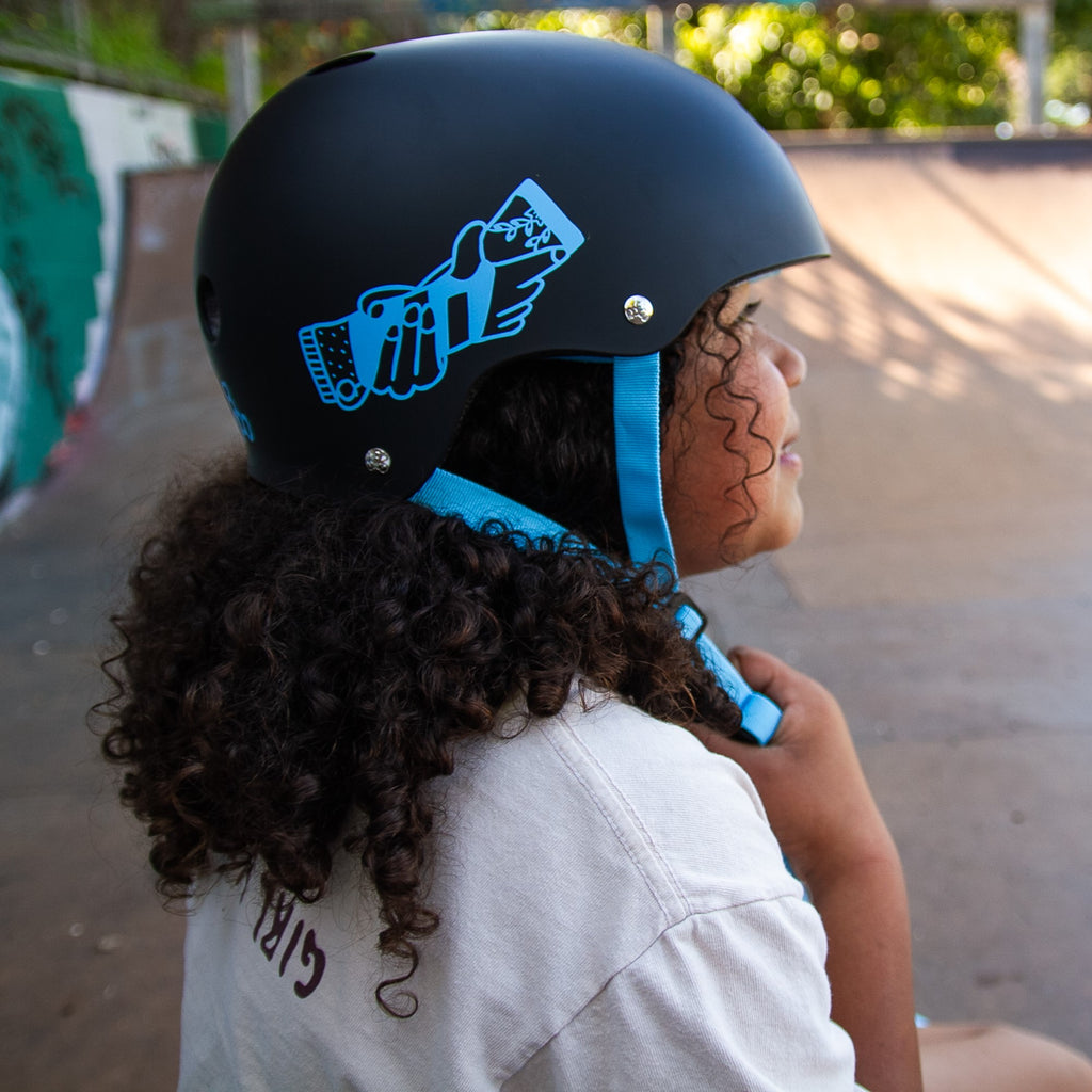 TRIPLE 8 THE CERTIFIED HELMET SKATE LIKE A GIRL